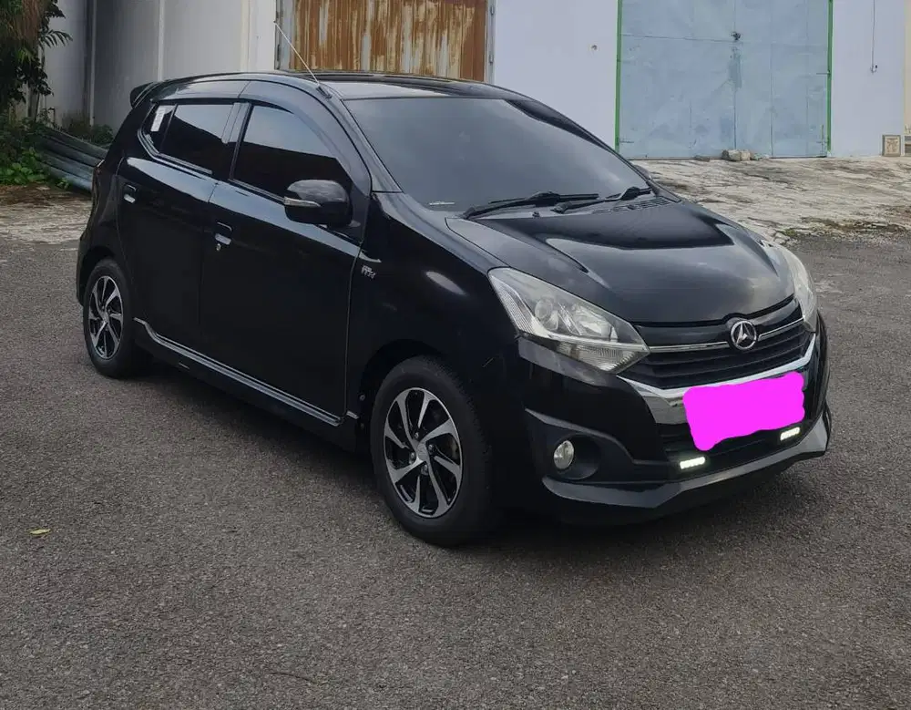 Dijual Ayla 1.2 R MT NIK 2017 Pemakaian 2018