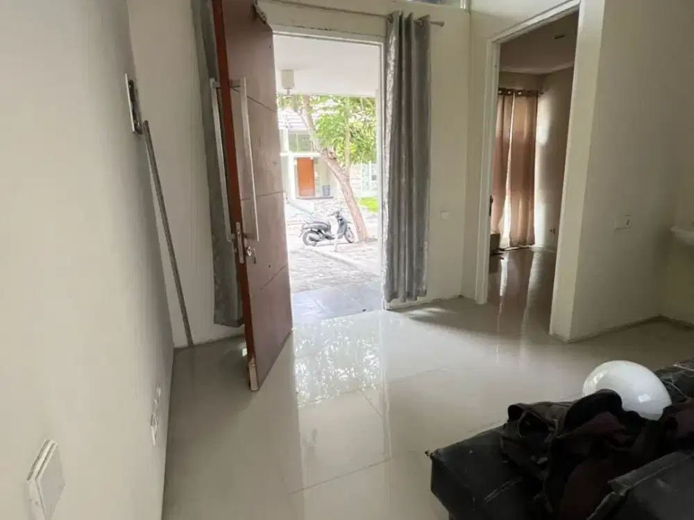 Disewakan Murah Rumah di Northwest Surabaya Barat