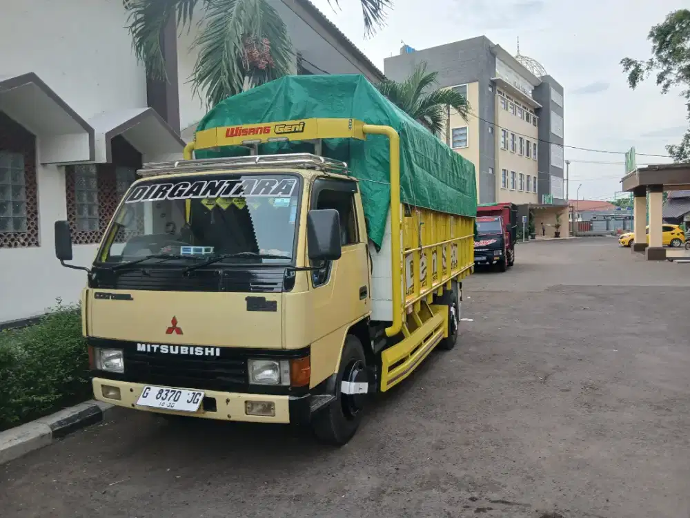 Sewa truk pindahan rumah kantor apartement kos2an gudang dll