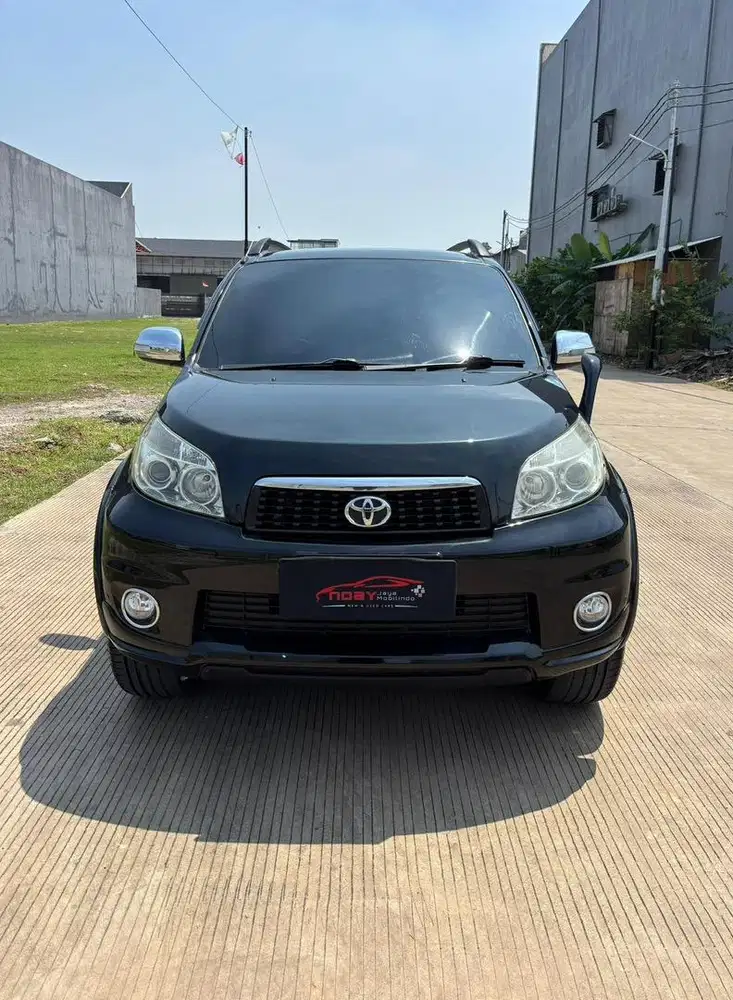 Toyota Rush 1.5 S TRD 2011 Automatic ( Hitam Metalik )