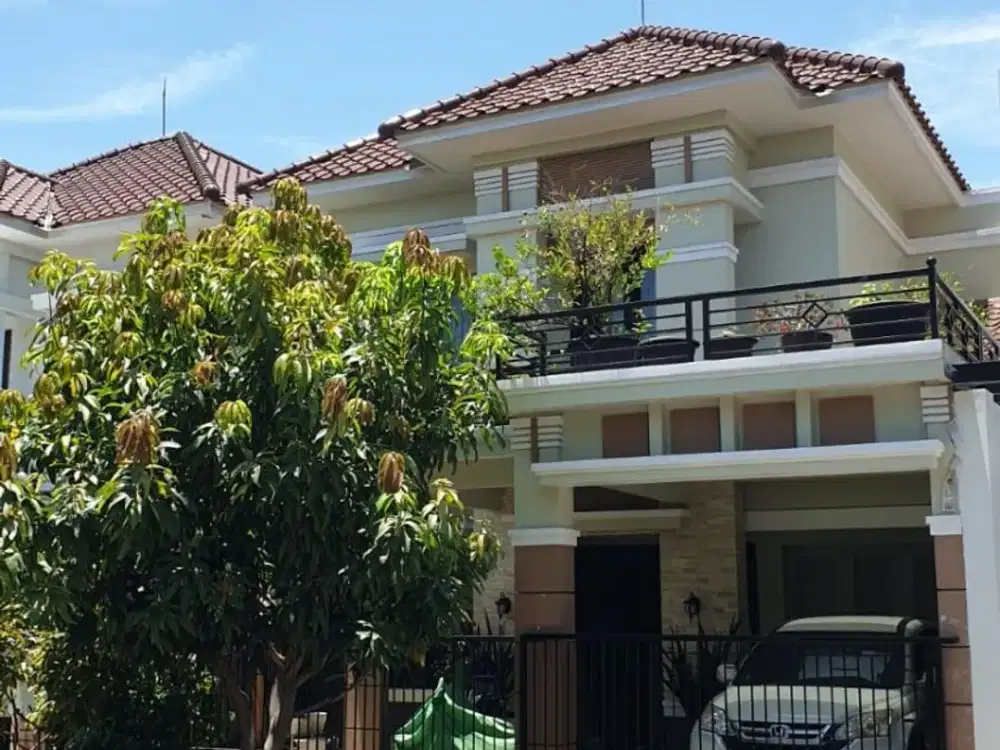 Dijual Rumah 2 lantai di Central Park Surabaya Selatan