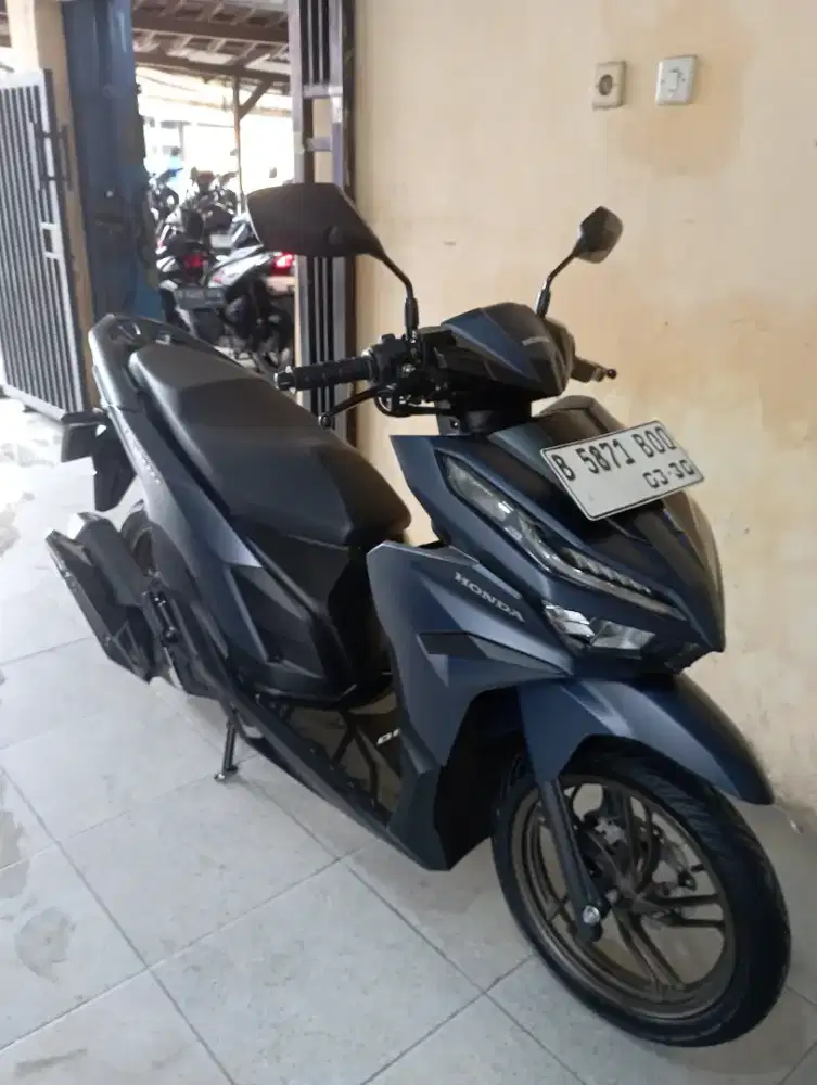 HONDA VARIO 125 ISS KEYLESS 2025 KONDISI BAGUS