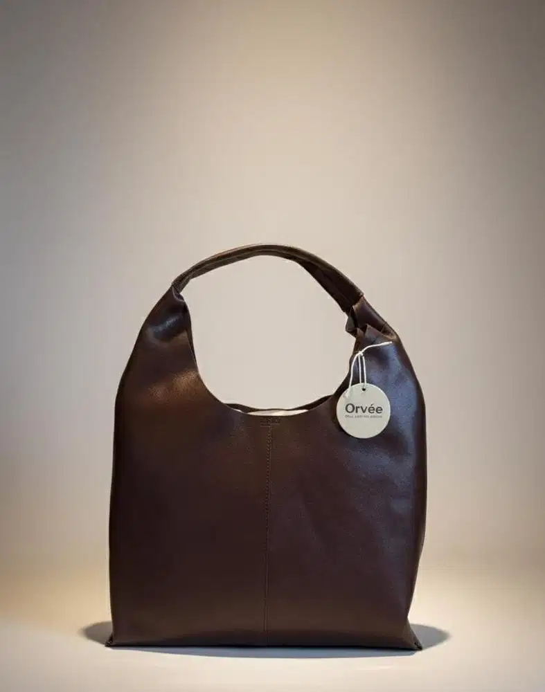 Tas kulit asli no brand / no logo embossed