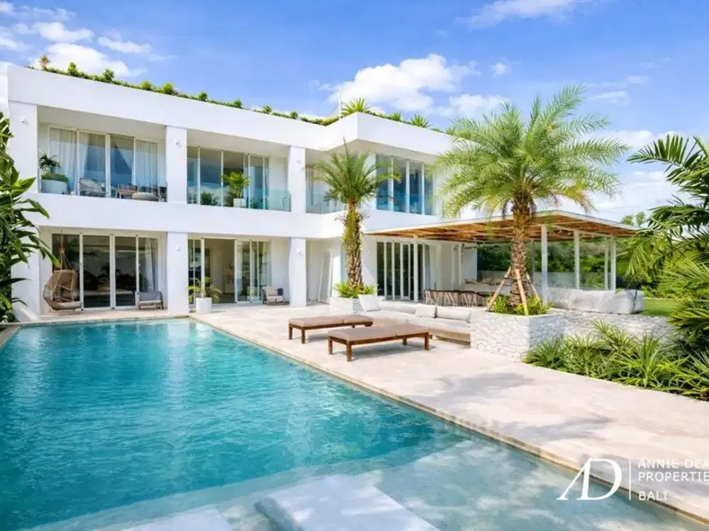 FREEHOLD | MODERN DESIGN VILLA WITH ROOFTOP & OCEAN VIEWS