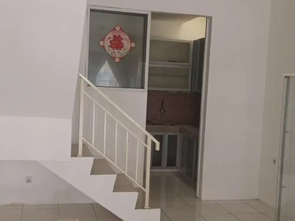 Rumah Golden Palm Dijual Harga Murah Siap Huni Sudah Renovasi 2 Lantai Bebas Banjir Lokasi Strategis Kalideres Jakarta Barat