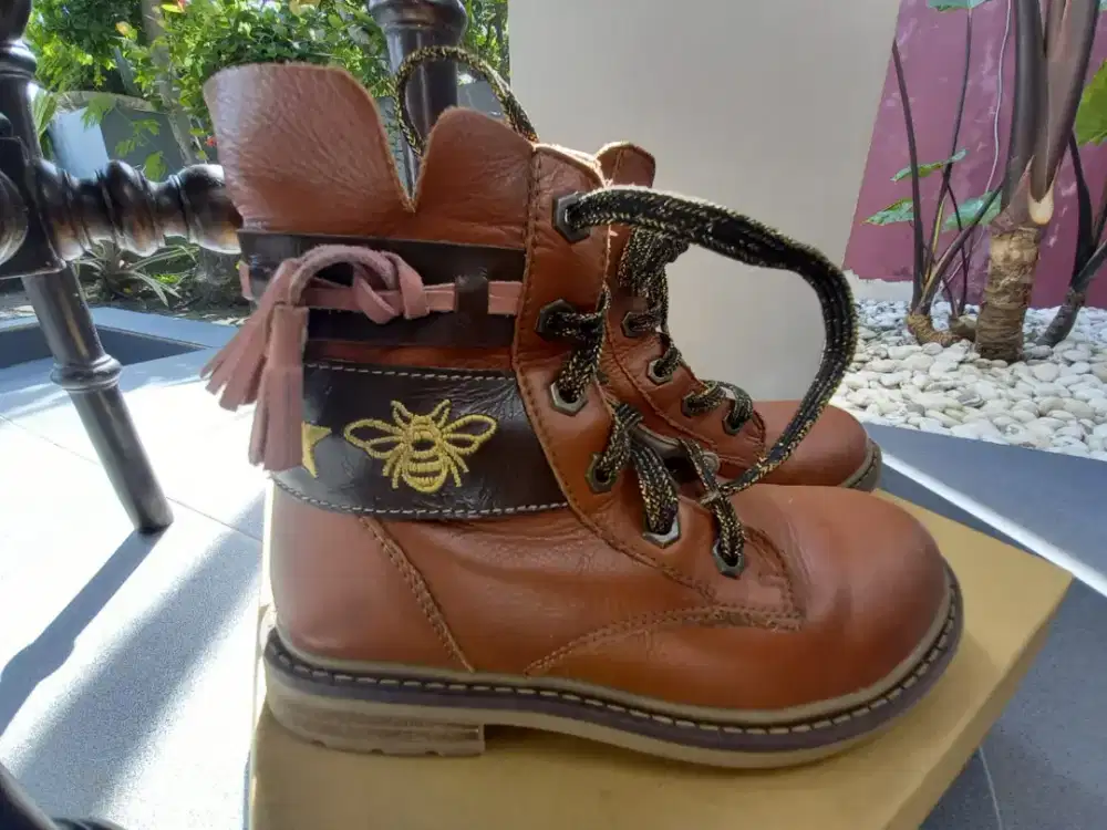 Sepatu Boot Anak