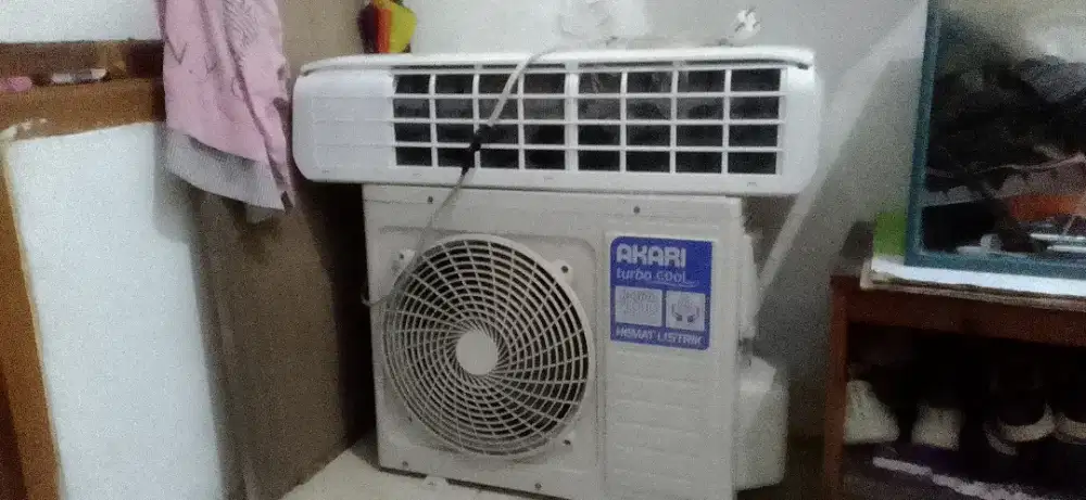 Jual AC akari 1/2 PK msh mulus dingin