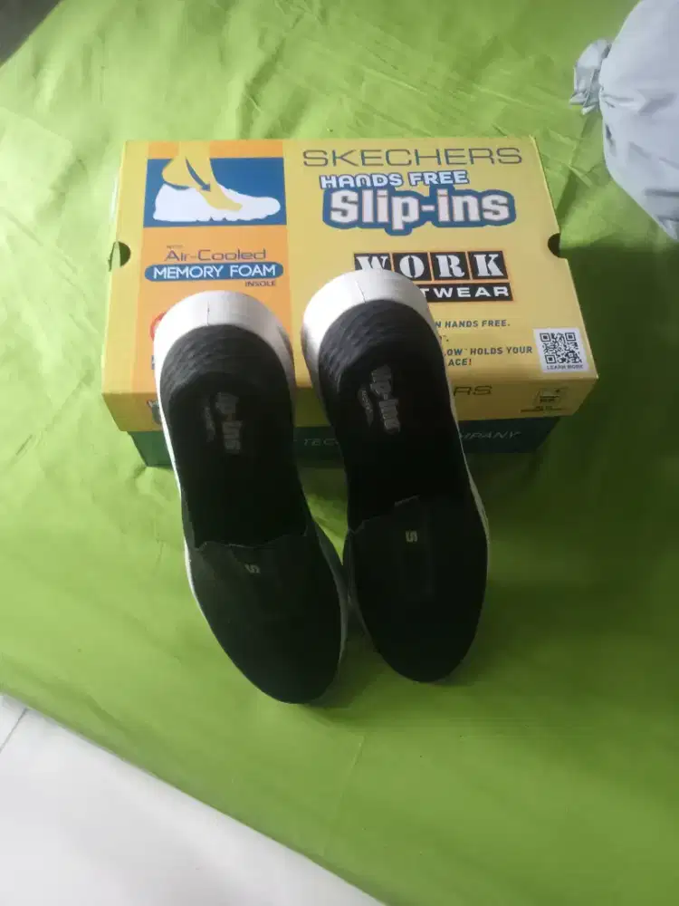 Dijual sepatu skeckers