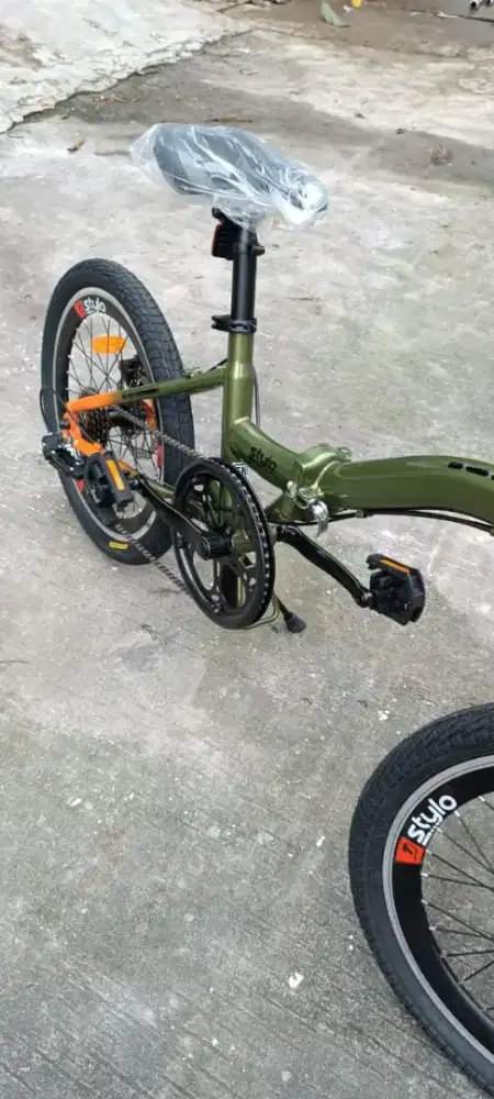 Sepeda lipat United Stylo 20