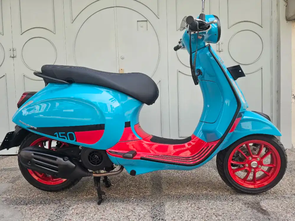 Vespa PRIMAVERA 2023/2024 VIBE EDITION
