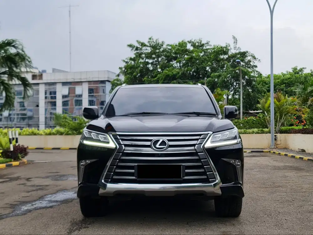 Genap Bunga=4,5% Km=38k TAX=JUNi Lexus LX570 Luxury 2017 LX 570 2017