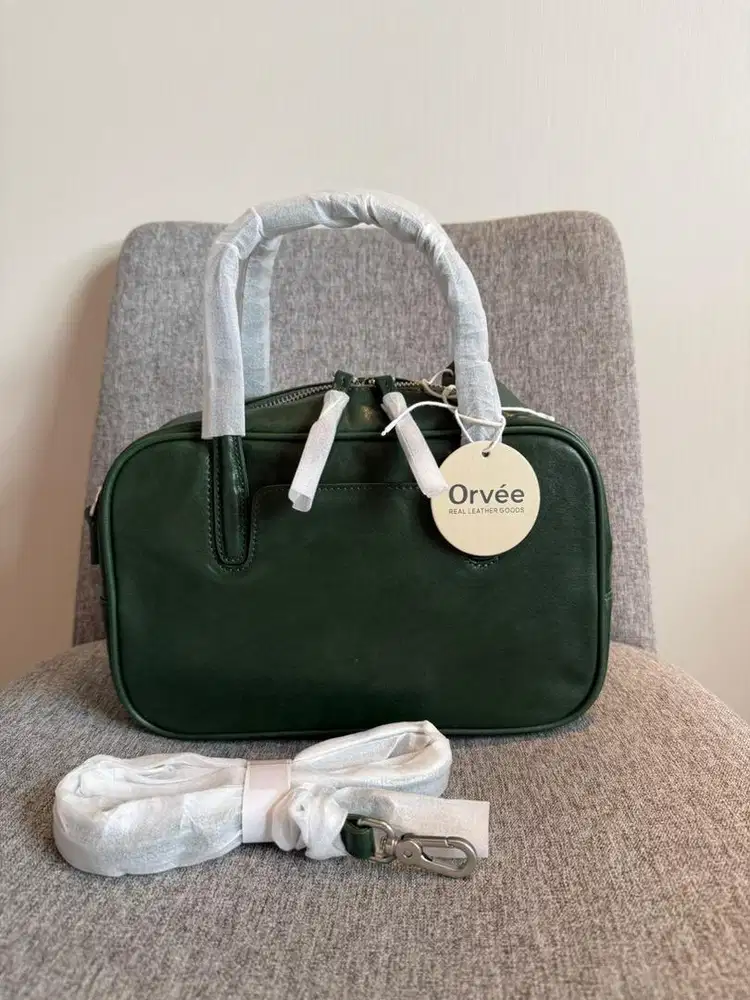 Tas kulit asli no brand / no logo embossed