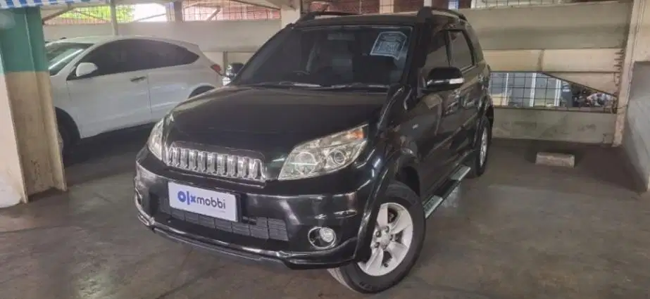 DP RENDAH Toyota Rush 1.5 G Bensin-AT 2014 KZO