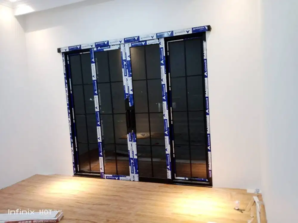 Pasang Sekat Kantor Pakai Gypsum - Kaca - Kusen Alumunium Aluminium