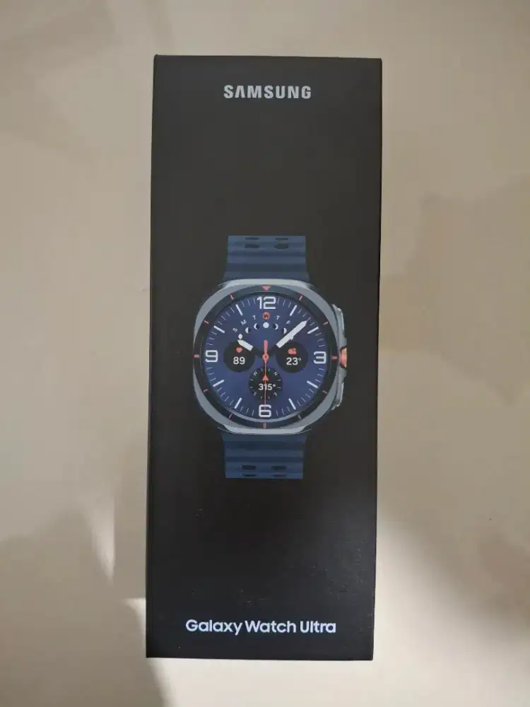 Samsung galaxy watch ultra -Titanium Blue  7.5jt masih baru