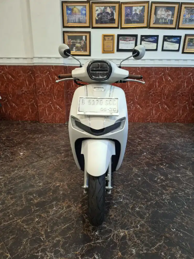 DP 2.5JT STYLO 160 ABS 2025 KM.RENDAH JARANG PAKAI CASH BISA DIANTAR