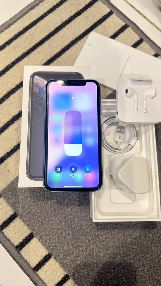 Iphone Xr Blue 128GB Resmi Beacukai Lengkap