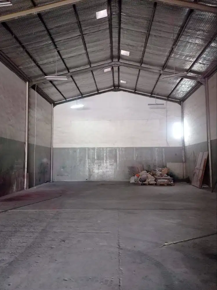 Gudang Strategis Bebas Banjir di Bizpark Cakung Jakarta Timur