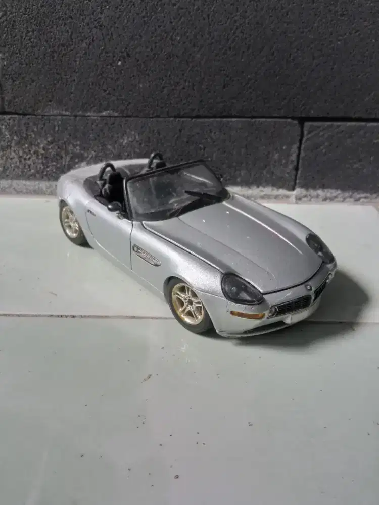 Diecast Burago BMW Z8