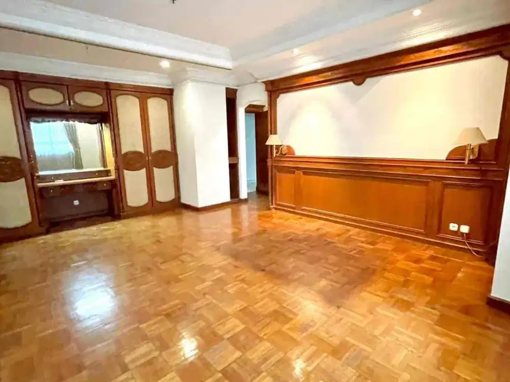 dijual Penthouse di Simprug Teras, Kebayoran Lama, Jakarta Selatan