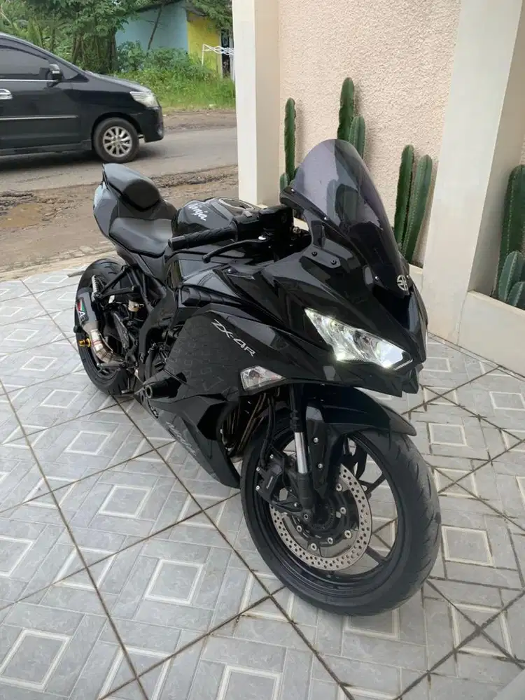 For Sale ZX 25 R Metallic Spark Black