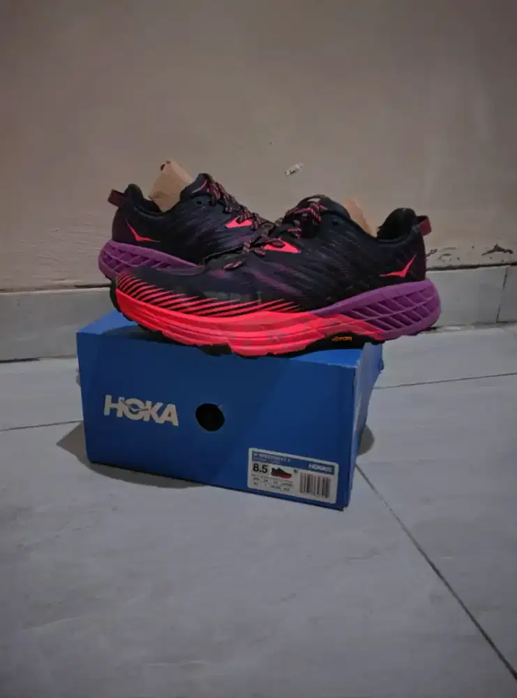 Sepatu trail run hoka sg4 size 40
