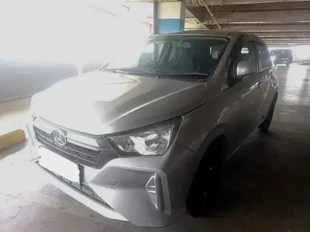 DP MURAH Daihatsu Ayla 1.0 M Bensin-MT 2023 Silver CYCRD