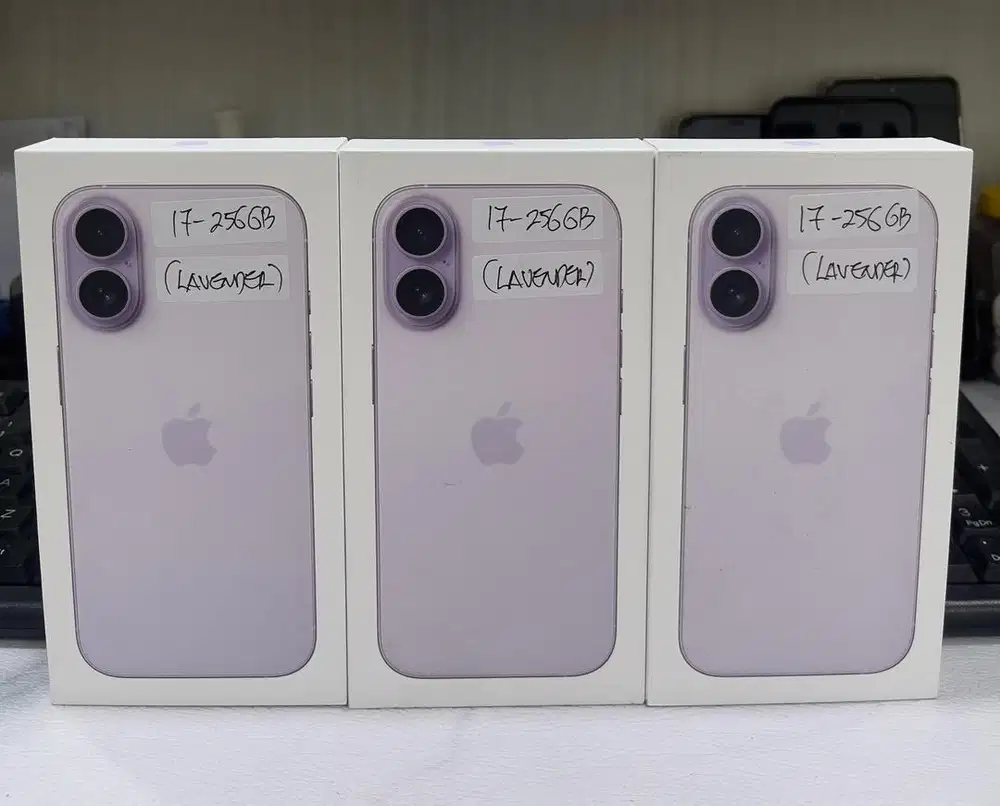 Baru...IPhone 17 256Gb Grs Resmi (Warna : Black,Blue,White,Lavender)