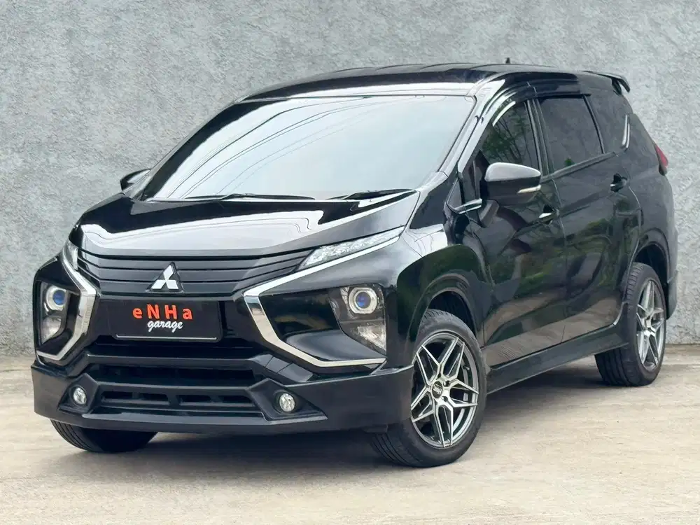 Dp 8JT.. Mitzubishi XPANDER GLS 1.5 M/T 2019.. eNHa garage Semarang..