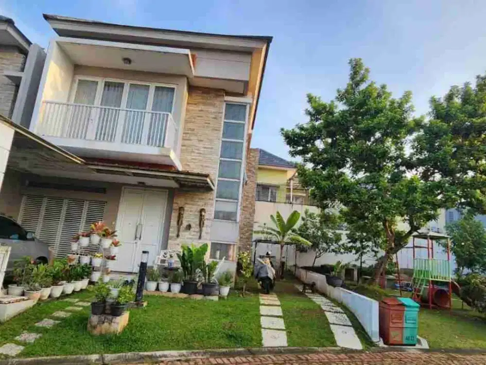 Rumah 2 Lantai di Palm Summarecon Bekasi