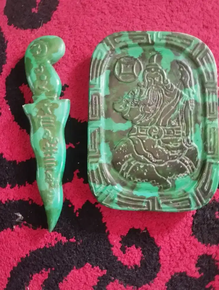 Barsng peninggalan DYNASTI CINA