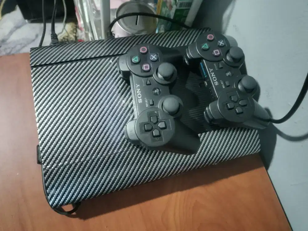 Ps3 superslim seri 43 500 gb