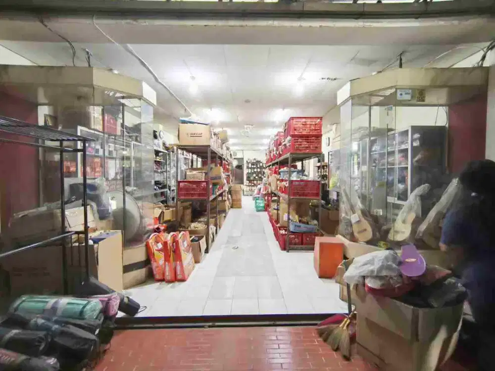 Dijual Turun Harga Rumah Bisa untuk Ruang Usaha lokasi strategis di Keprabon Solo