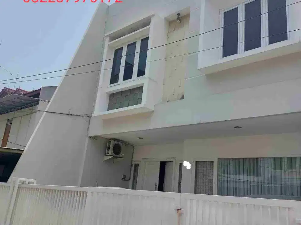 DIJUAL RUMAH DIKOMPLEK WALIKOTA
KELAPA GADING JAKARTA UTARA