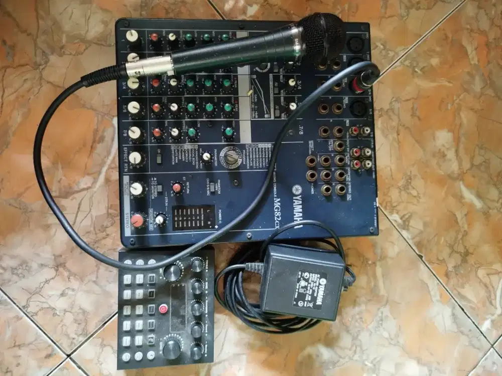 MIXER ORI YAMAHA MG82CX