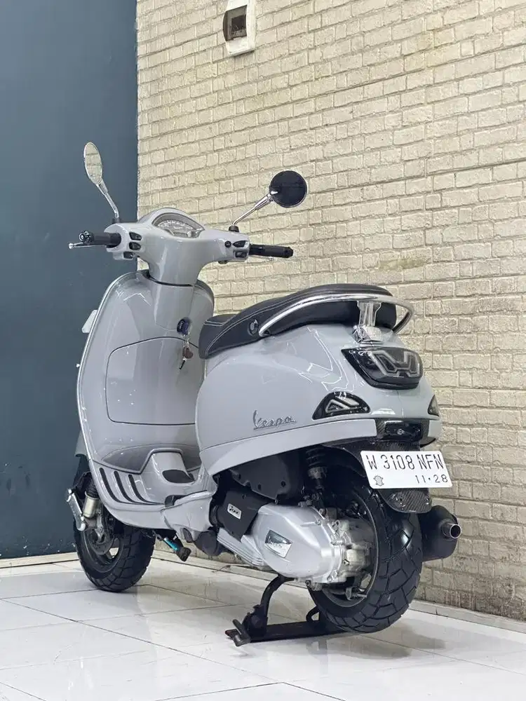 ODO 4RB!!Vespa LX125 iget th 2022 - ayu Mustika