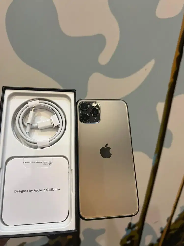 iphone 11 pro 256gb baru di terapin