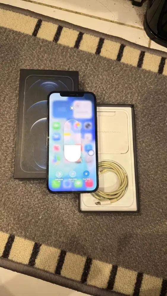 Iphone 12 Pro 128GB Blue Resmi Beacukai Lengkap Mulus