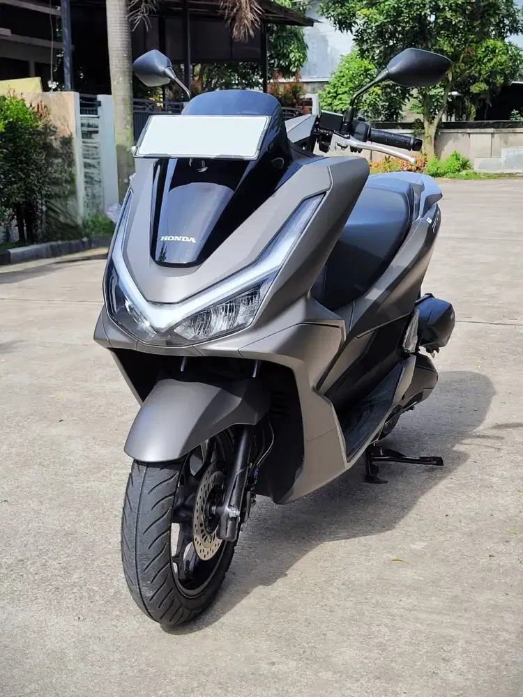 Honda PCX 160 2025 Matte Silver Baru 3 Bulan Saja Low KM