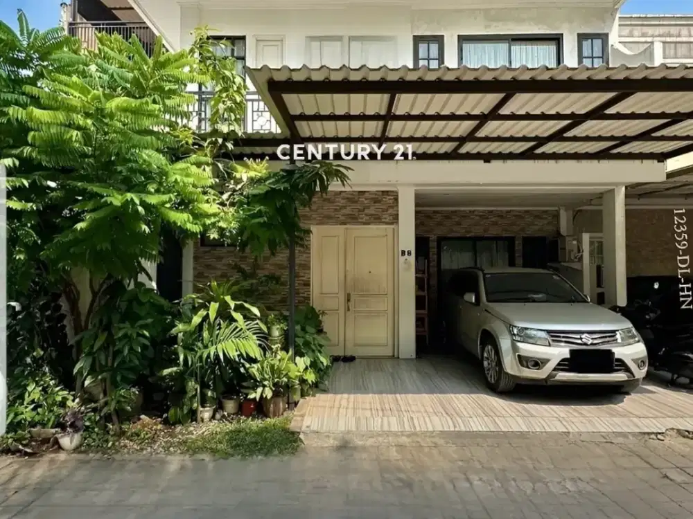 Dijual rumah 3 lantai siap huni ada kolam renang di Bintaro Jakarta Selatan