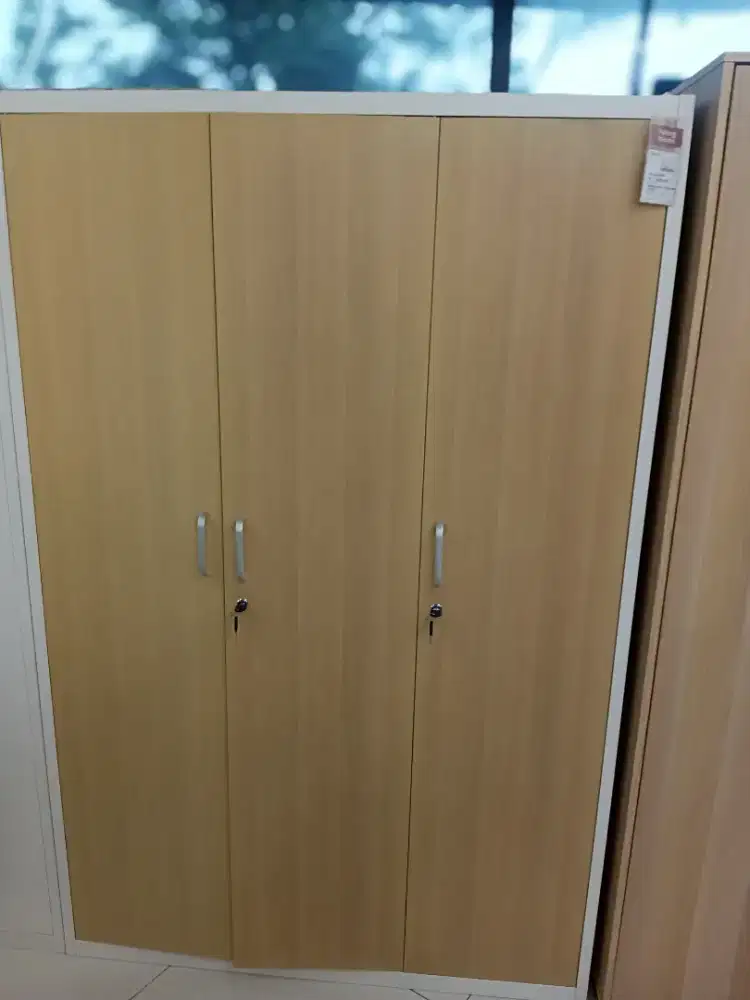 LEMARI 3 PINTU FULL BESI MURAH