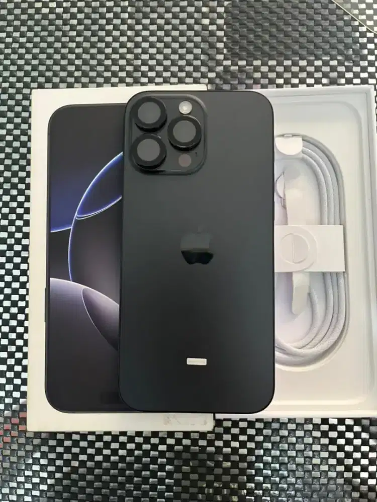 iPhone 16 Pro Max Ibox Balck Titanium