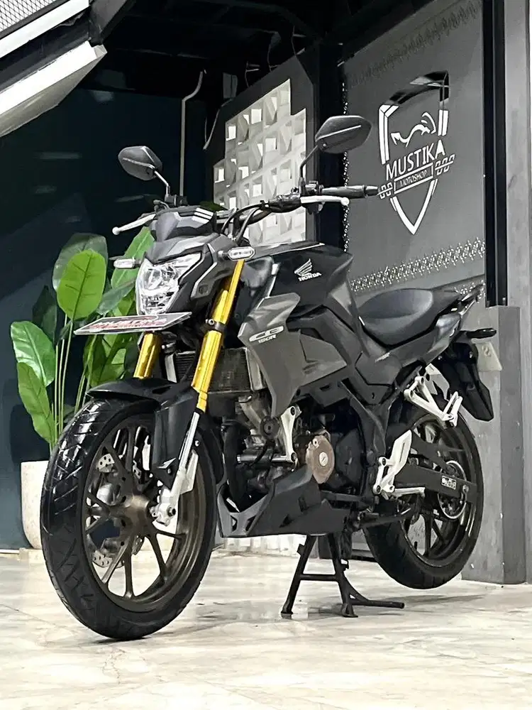Terbatas!!Honda CB 150R th 2022 - Ayu Mustika