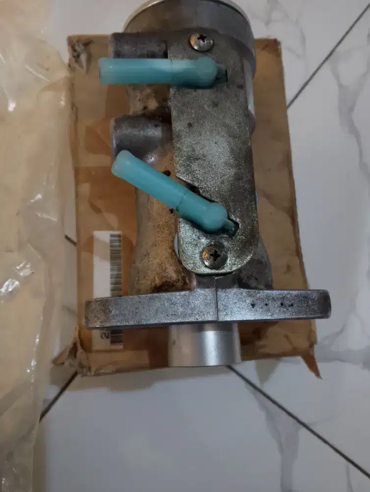 Jual master rem atas