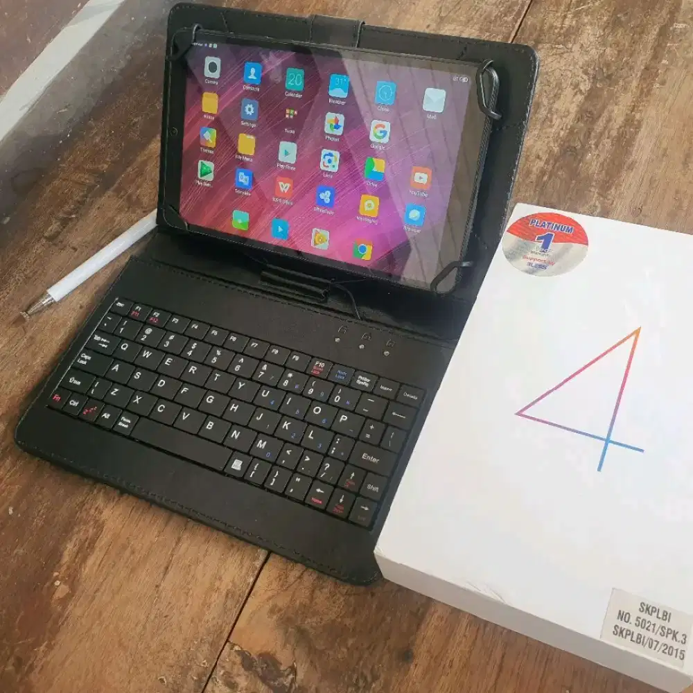 Xiaomi Mi Pad 4 4G + Keyboard-Stylus Snapdragon 660 Xiaomi MiPad 4 LTE