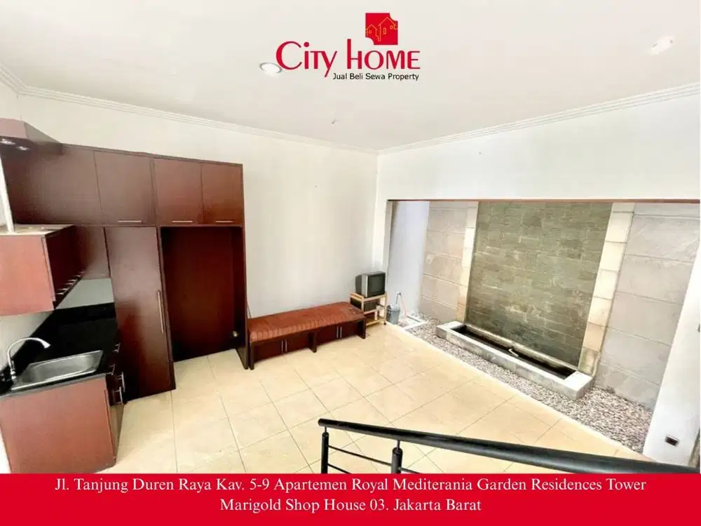 Rumah Ideal Keluarga di Taman Aries - 2,5 Lantai, Semi Furnished