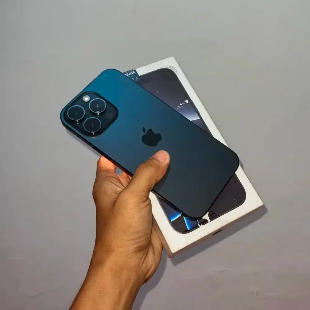 iPhone 16 ProMax 256 GB Second iBox garansi Mei