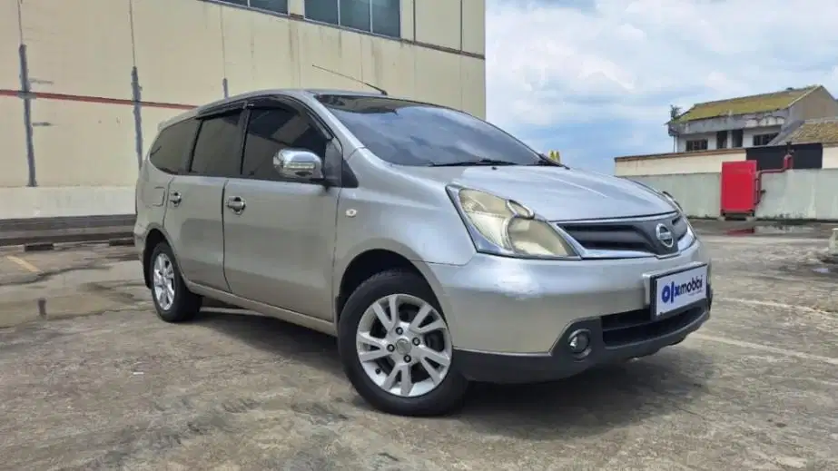 TERMURAH Nissan Grand livina 1.5 SV Bensin-MT 2012 POF B