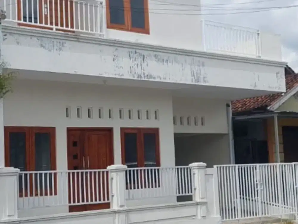 Dijual rumah baru 2 lantai dengan halaman belakang masih luas lokasi jongke Sendangadi,sleman yogyakarta dekat fasum