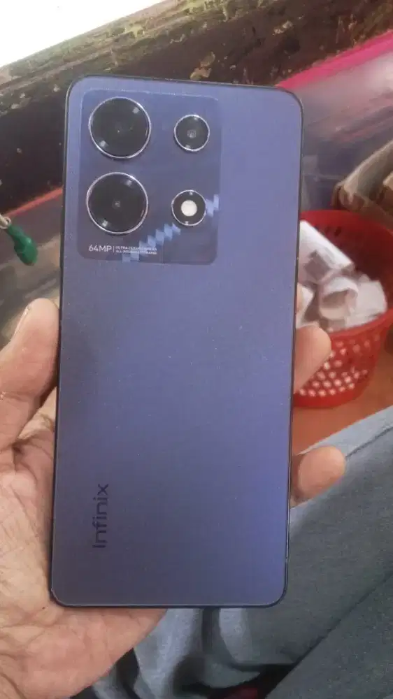 Infiinix Note 30 8/256 Hp cas